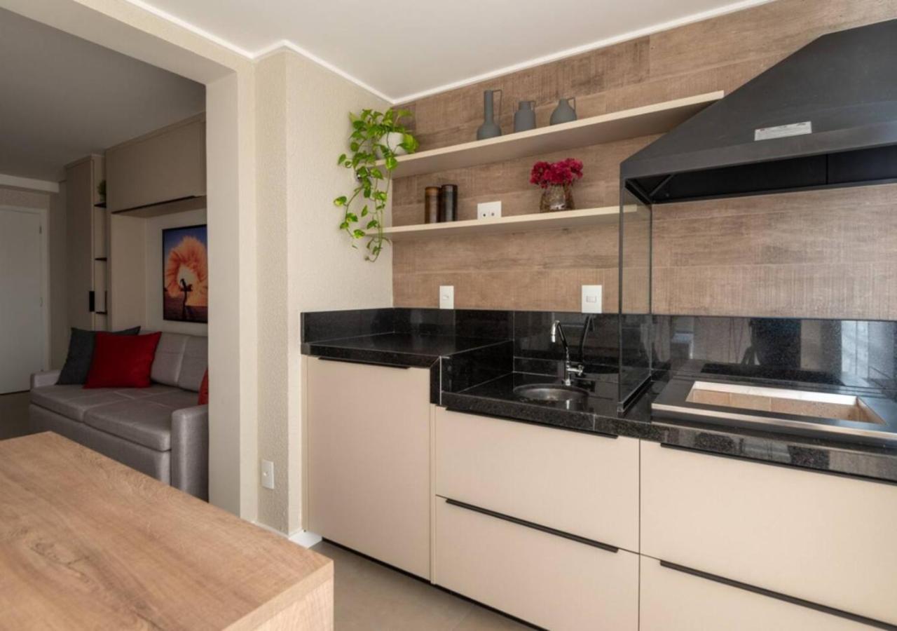 Charming - Gru 2001 Apartment *