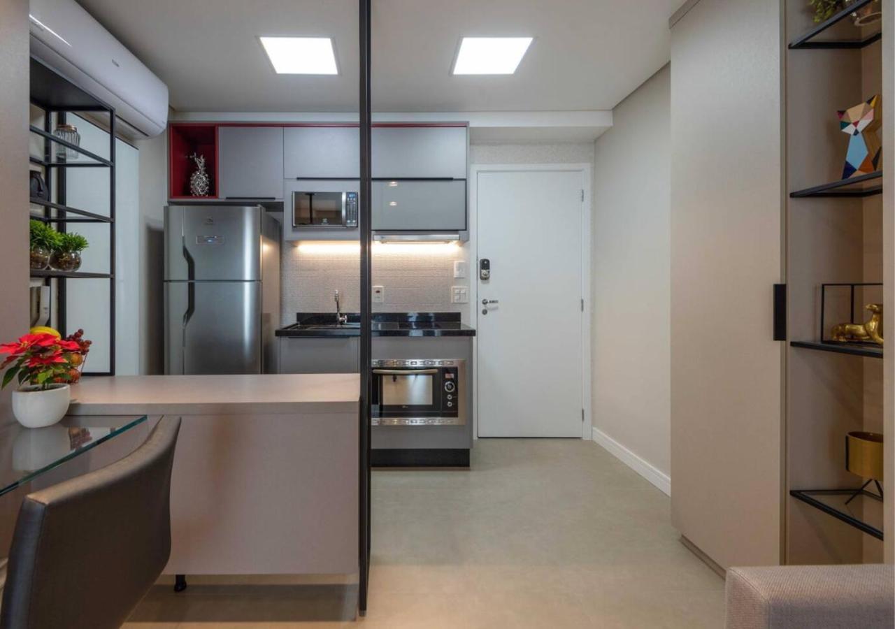 Charming - Gru 2001 Apartment *